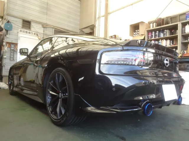 フェアレディZ（RZ34）マフラー＆車高調装着